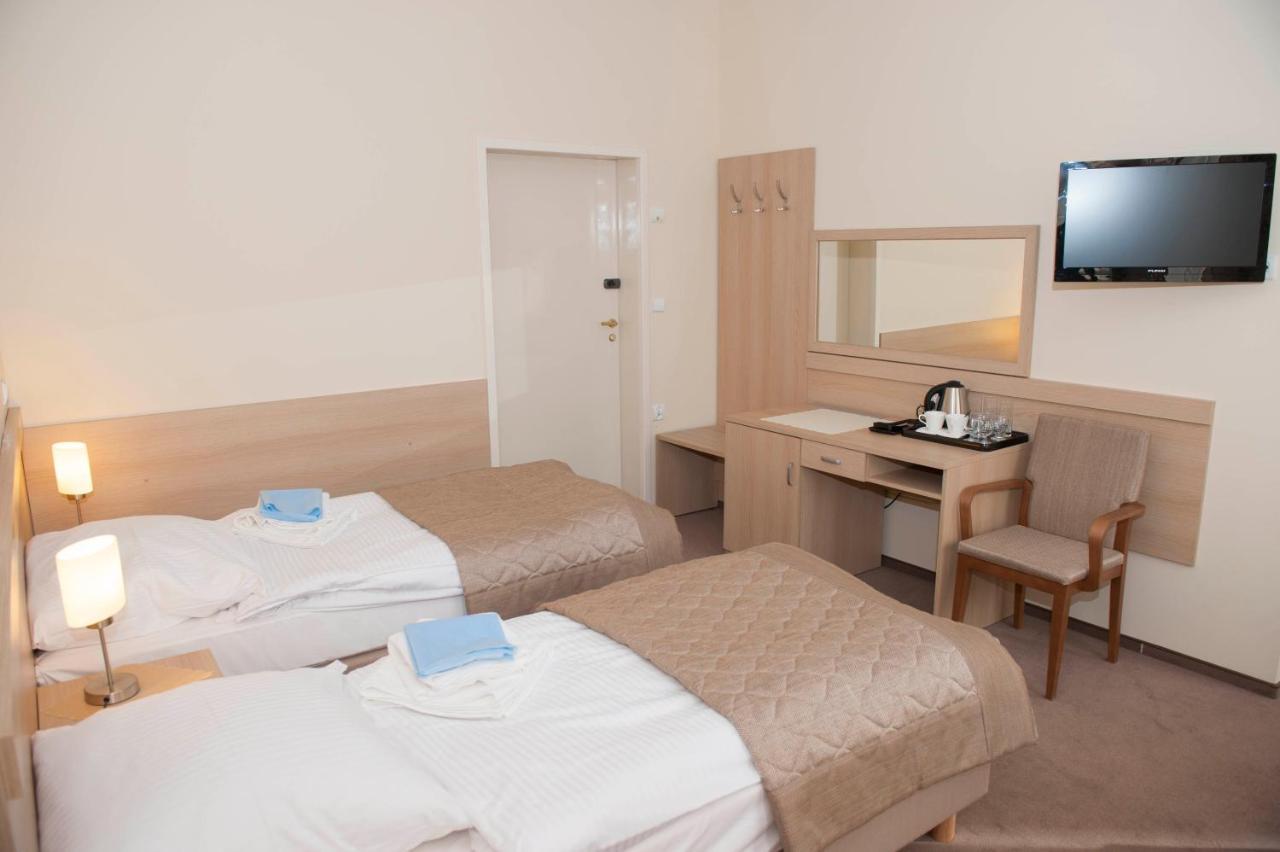 Aparthotel Dom Zdrojowy Jelení Hora Exteriér fotografie