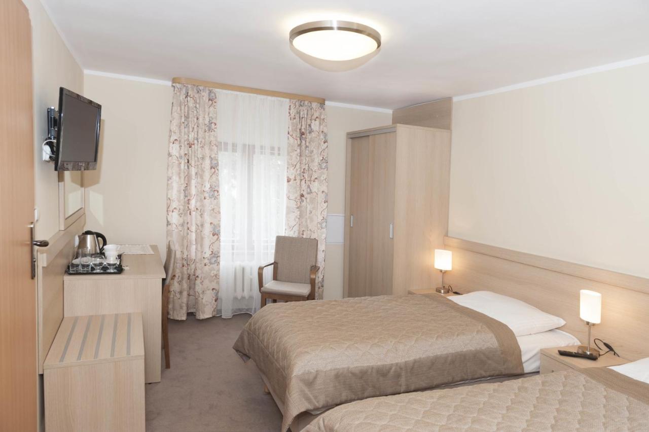 Aparthotel Dom Zdrojowy Jelení Hora Pokoj fotografie