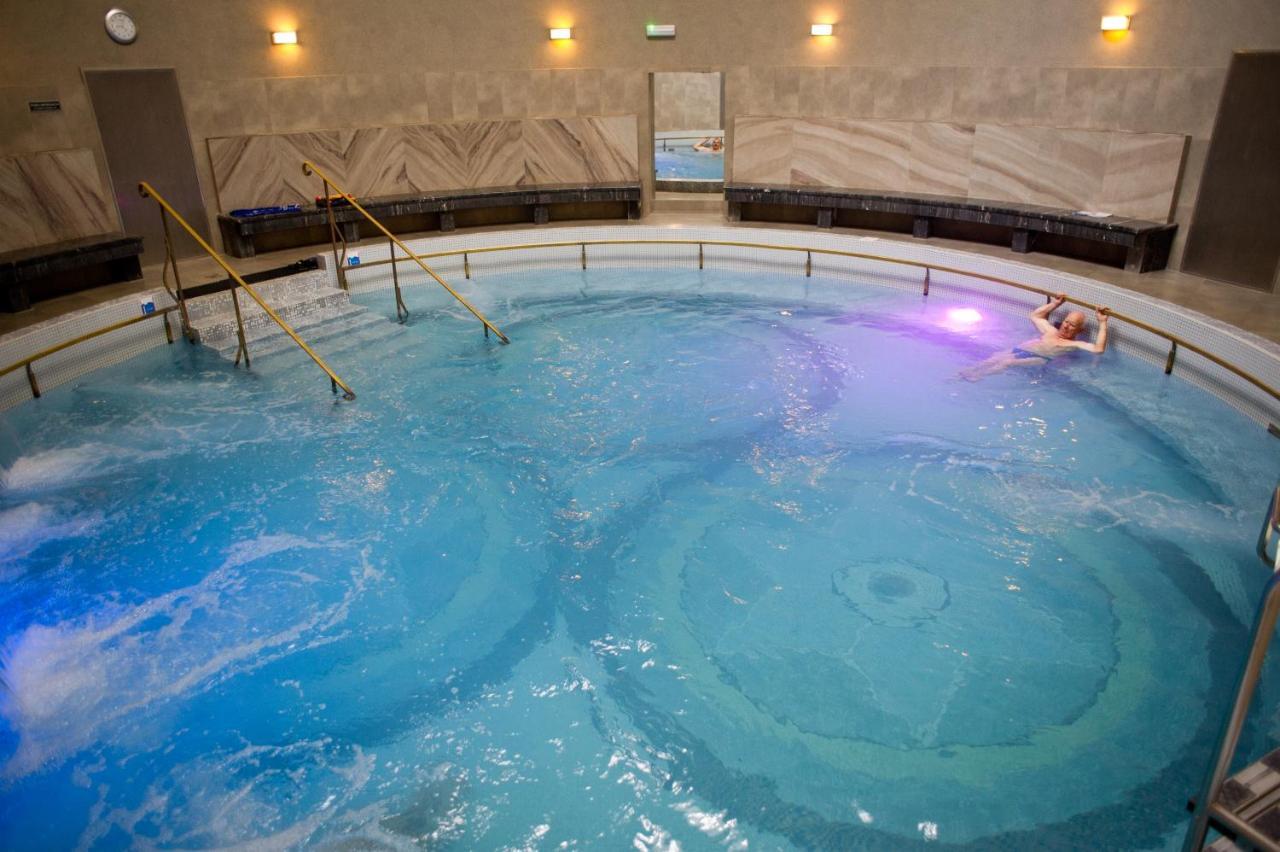 Aparthotel Dom Zdrojowy Jelení Hora Exteriér fotografie