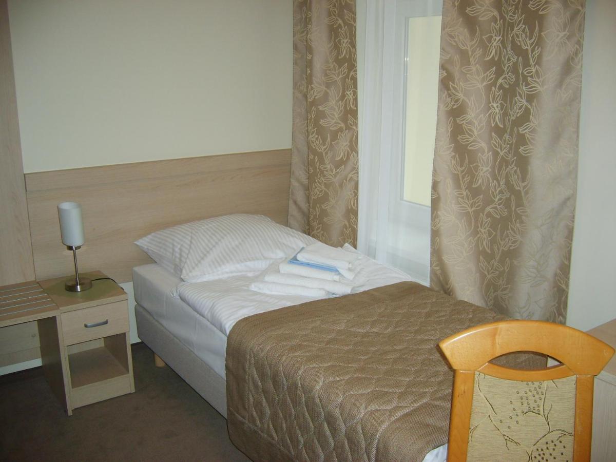 Aparthotel Dom Zdrojowy Jelení Hora Exteriér fotografie